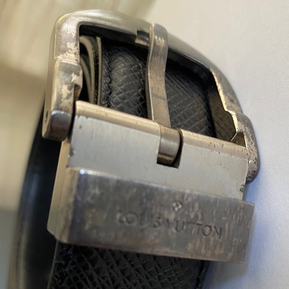 Louis Vuitton black leather belt 37” long Made in France 1-1/8" wide - Picture 8 of 11